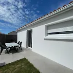 Maison Plain-Pied A Saint-Hilaire-De-Riez, Pres De La Mer, Ideale Pour 6 Pers., Jardin Et Terrasse - Fr-1-323-470