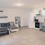 Cosy Bright Apartment In The Heart Of Marseille