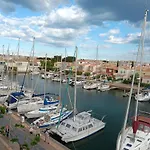 Appartement Cosy Avec Vue Sur La Mer A Agde 34 M² Parking Inclus