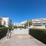 T2 Lumineux Avec Terrasse A 50M De La Plage Et Des Commerces, Parking Inclus, 4 Couchages, La Grande-Motte - Fr-1-250-273