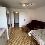 Jules Verne Agreable Studio Cabine Mt St Martin Proche Port Cap D'Agde