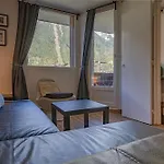 Apartment Grepon 3A - A Central Chamonix Haven