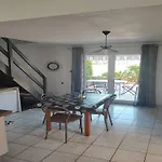 Villa Climatisee Avec Piscine Et Jardin A 300M Des Marches Et Commerces, Proche Plage. - Fr-1-782-56