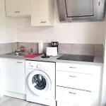 Bright Studio 8 Minutes Walk From The Beach