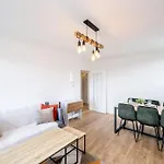 Grand Apaprtement Renove A Neuf