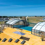Mobil Home, Piscine Chauffee, Toboggan, Acces Plage Direct - 3 Chambres 6 Personnes