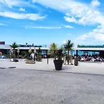 Charmant Logement A Luc-Sur-Mer - 100M De La Plage