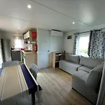 Mobil Home Camping Les Viviers 4 Etoiles