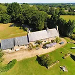 Kerbeleg, Ferme-Manoir Du Xve Siecle, Chambres Grand Confort