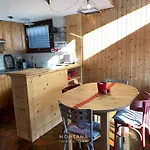 Appartement Cosy Avec Balcon - Ideal 4 Pers - Proche Commerces Et Pistes De Ski - Fr-1-458-198