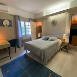 Villa Avec Piscine Interieure, 5 Chambres, Proche Plage Et Commerces A Arcachon - Fr-1-374-220