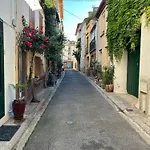 A Tres Joli Appartement