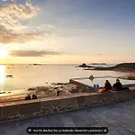 T4 Lumineux Et Spacieux Intra-Muros Proche Plages
