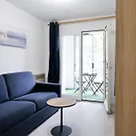Studio Au Calme Idealement Situe A Port Olona - La Chaume - 2 Personnes