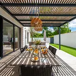 La Contemporaine Au Calme Avec Sa Piscine, Wifi Fibre, 8 Personnes