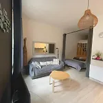 Agreable T2 Avec Baignoire