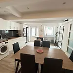 Duplex Charmeur A Port-Vendres, Coeur Du Village, Proche Quais, 4 Pers., Tout Confort. - Fr-1-309-403