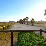 T3 Avec Terrasse, Ascenseur Et Parking Au Barcares Pres De La Plage - Fr-1-782-13