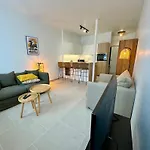 Comfortable Studio Just Steps From The Sea
