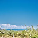 Cosy Studio 20 Metres From The Beach