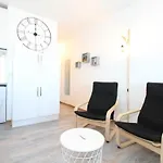 Confortable Studio Avec Loggia Fermee, 29M², Wifi - Fr-1-553-260