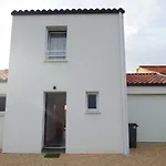 Les Pivoines Maison Climatisee, Proximite Mer, Plages Et Forets