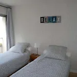 Appartement 2 Pieces Cabine Avec Piscine, Jardin, Et Garage A 300M De La Plage - Fr-1-328-192
