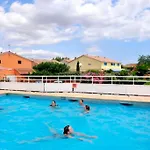 Villa De Vacances 6 Pers Avec Piscine Proche Plage - V0818