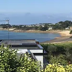 Appartement Avec Terrasse, Wifi A 100M De La Plage A Trebeurden - Fr-1-368-424