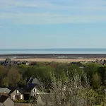 Le Bon Gite 200M2 House Seaview