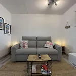 Studio Cabine Renove 4 Pers. Avec Terrasse Et Parking Prive - Gruissan Port - Fr-1-229-803