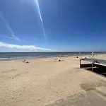 Appartement T2 Cabine A 50M De La Plage, Tout Confort, Proche Commerces Et Animations ! - Fr-1-324A-1