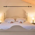 Appartement Confortable, 300M Plage Du Veillon
