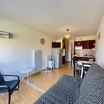 Studio Cabine Avec Vue Mer, 30M De La Plage, Parking. Wi-Fi Et Linge En Option. - Fr-1-338-542