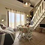 Studio Mezzanine Avec Terrasse, 4 Couchages, Proximite Commerces Et Plage, Parking Prive - Fr-1-229-840