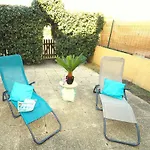 Charmant T2 Avec Terrasse, Proche Mer Et Commerces, Classe 2 Etoiles - Fr-1-307-253