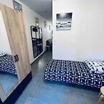 Studio 3 Personnes Centre Ville, Avec Cour