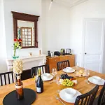 -Bosco- Elegant T3 Avec Balcon Et Vue Sur Le Port