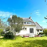 Charmante Maison Renovee A Trebeurden Avec Jardin Clos, Terrasse Et Parking, A 1Km De La Mer - Fr-1-368-423