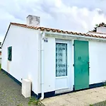 Maison Calme Proche Mer Avec Piscine