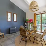 Lodges Park Castellet Provence - Gites Dans Les Vignes Aoc Bandol A 15 Min Des Plages Et Du Circuit Paul Ricard F1