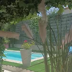 Mimilou Mont St Loup Piscine Privee