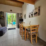 Charmante Maison Avec Cour Privative - Proche Plage Et Commerces, Animaux Acceptes Sur Demande - Fr-1-476-212