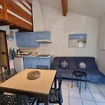 Charmante Villa T3 Avec Piscine, Terrasse Et Parking Pour 6 Personnes A Port Barcares - Fr-1-81-619