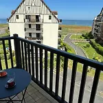 Appartement Renove 2 Pieces, Face Mer, Cabourg - Fr-1-487-369