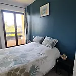 Appartement Lumineux Dans Residence Calme Et Arboree
