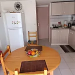 Villa 6 Pers Climatisee Avec Terrasse Et Parking Prive - V0270