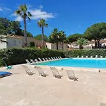 Eleuthera Studio 4 Pers - Rez De Jardin - Piscine