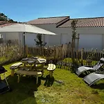 Charmante Maison Entre Mer Et Foret