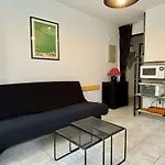 Appartement Rdc Avec Terrasse, Piscine, Parking, A 400M De La Plage - 4 Pers - Fr-1-225-819